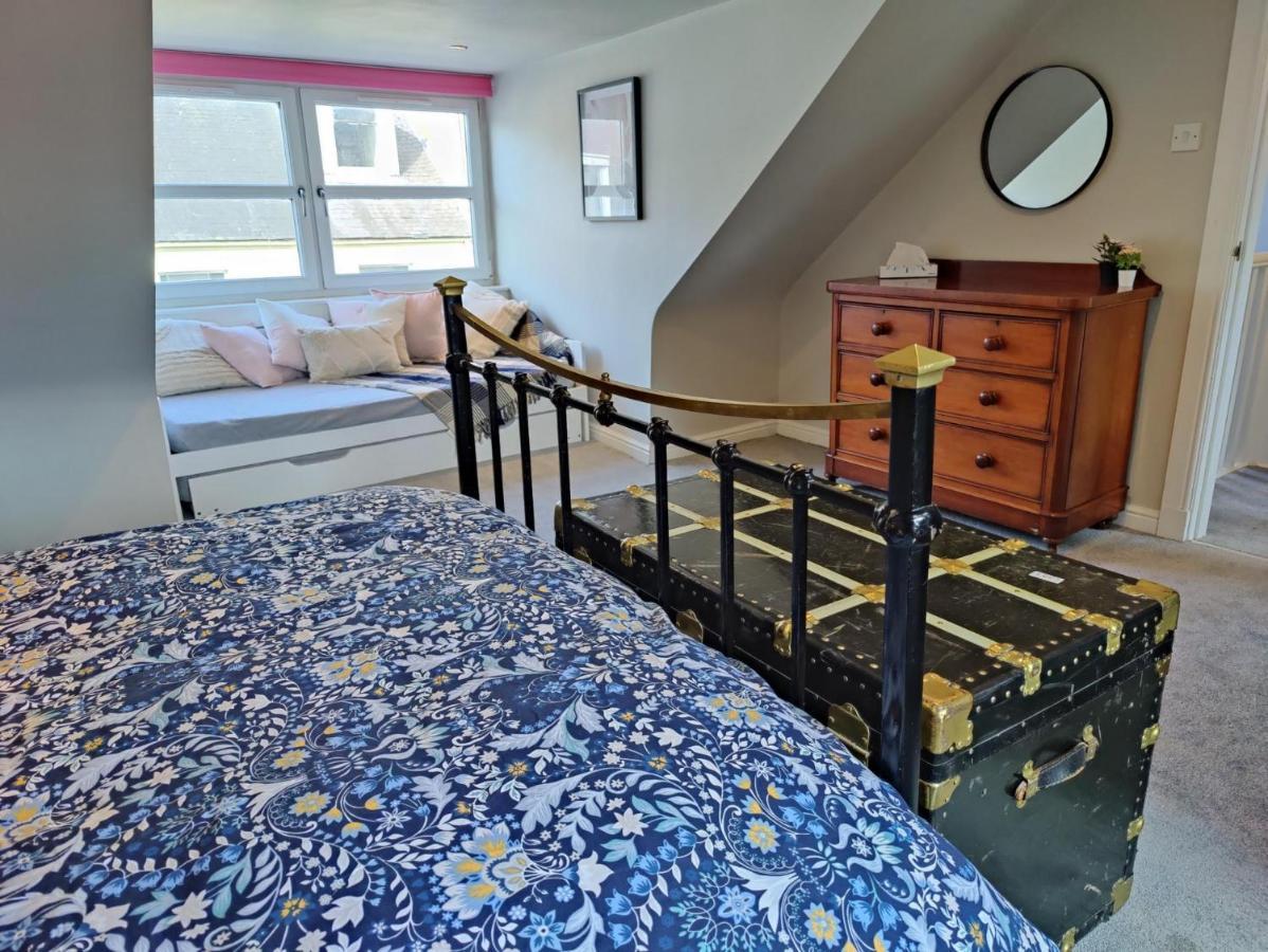 NEW Fabulous 2BD Maisonette Dunfermline, Fife Extérieur photo